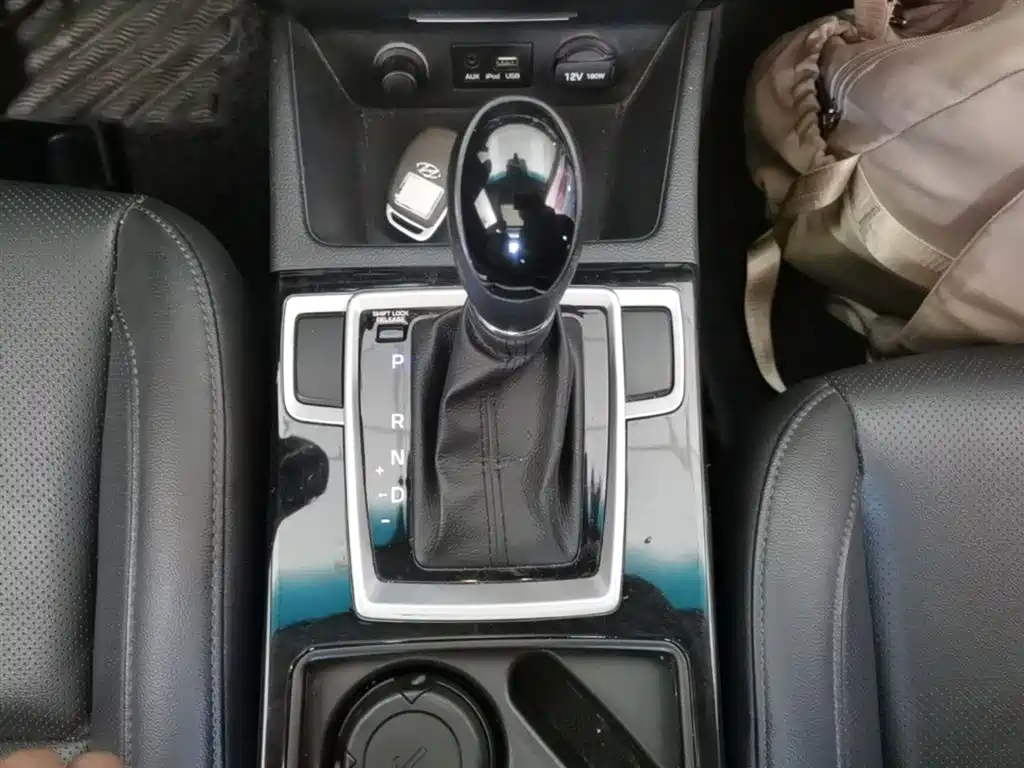 Hyundai Mistra 2015 — фото 14