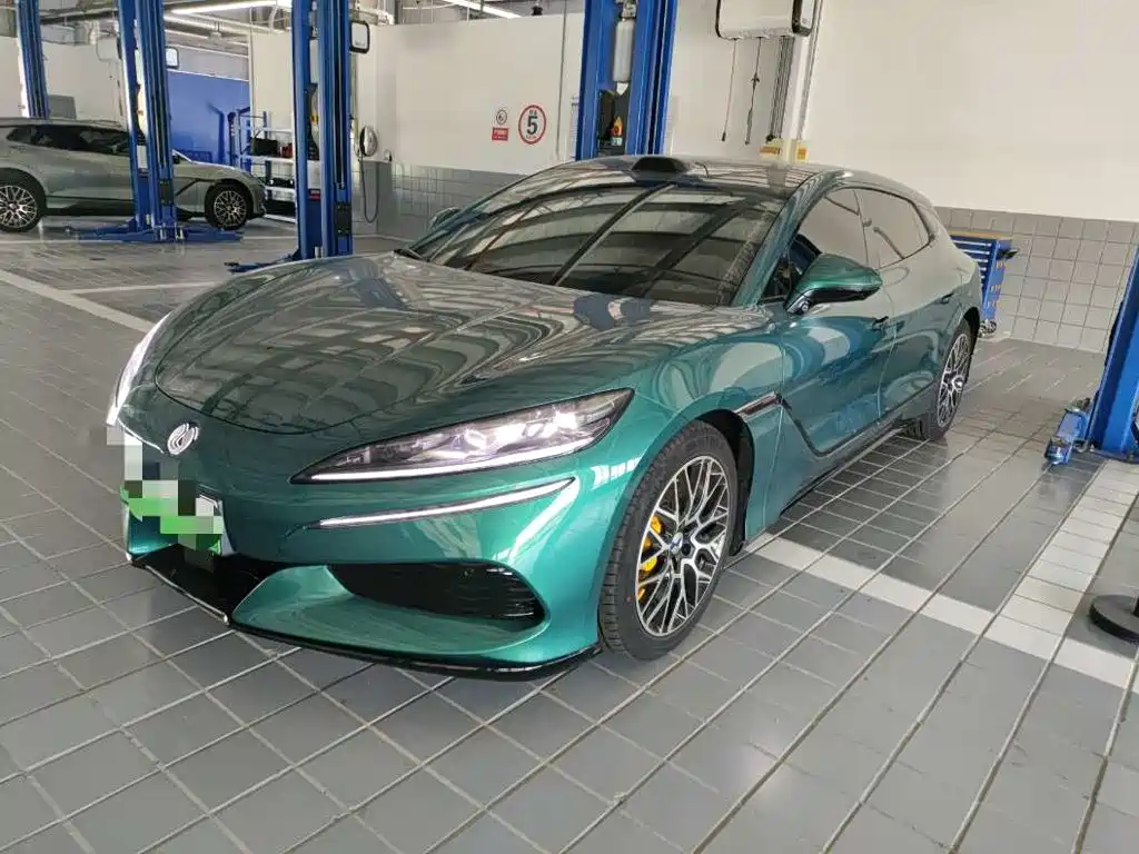 Denza Z9GT 2026