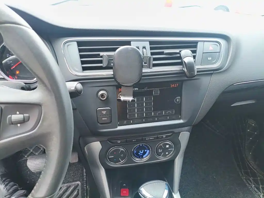 Citroen C3-XR 2015 — фото 13