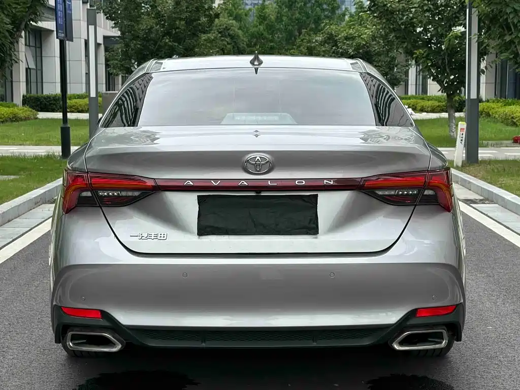 Toyota Avalon 2022 — фото 29