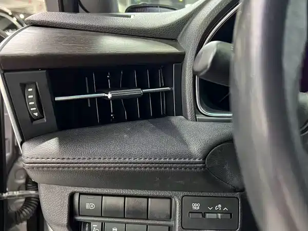 Toyota Avalon 2022