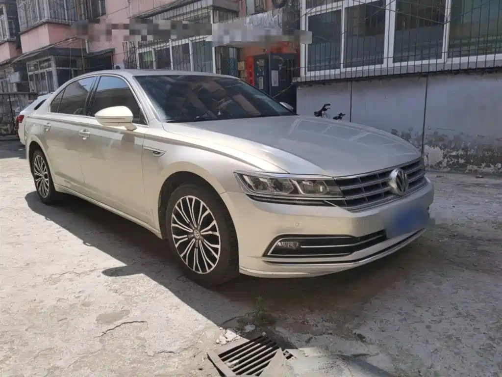 Volkswagen Phideon 2018 — фото 4