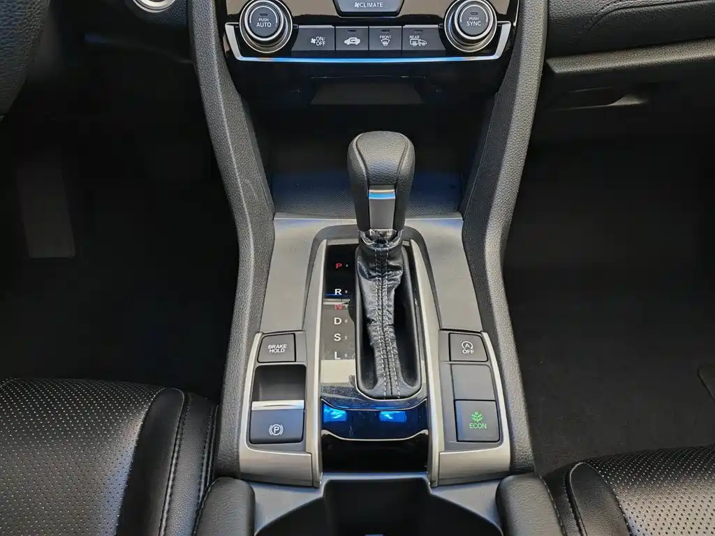 Honda Civic 2019 — фото 13