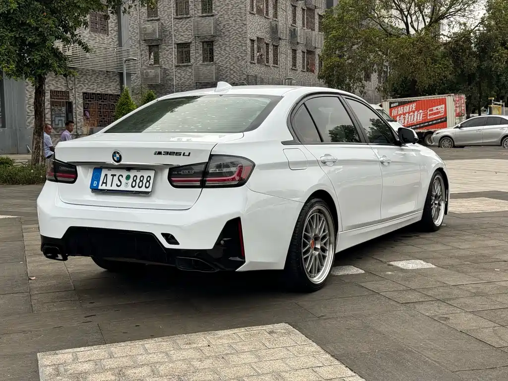 BMW 3 Series 2014 — фото 10