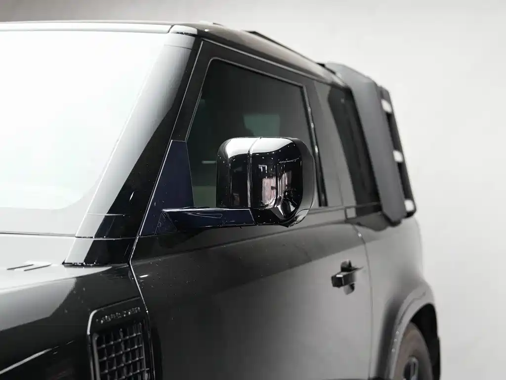 Land Rover Defender 2021 — фото 8