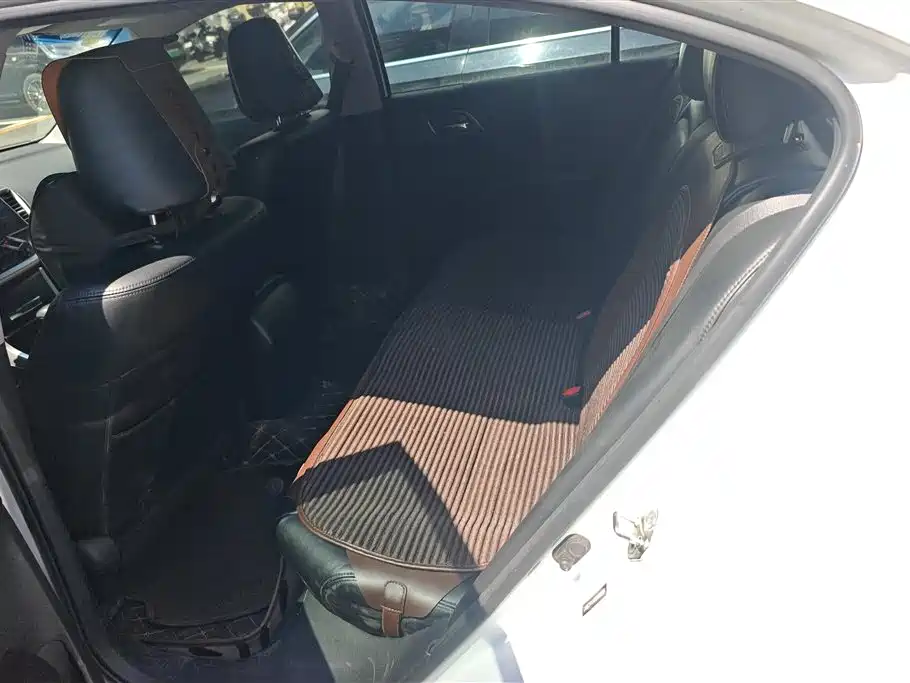 Honda Accord 2015 — фото 11