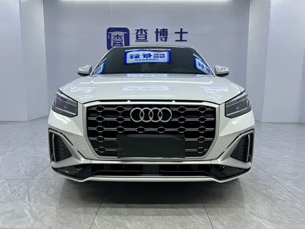 Audi Q2L 2022