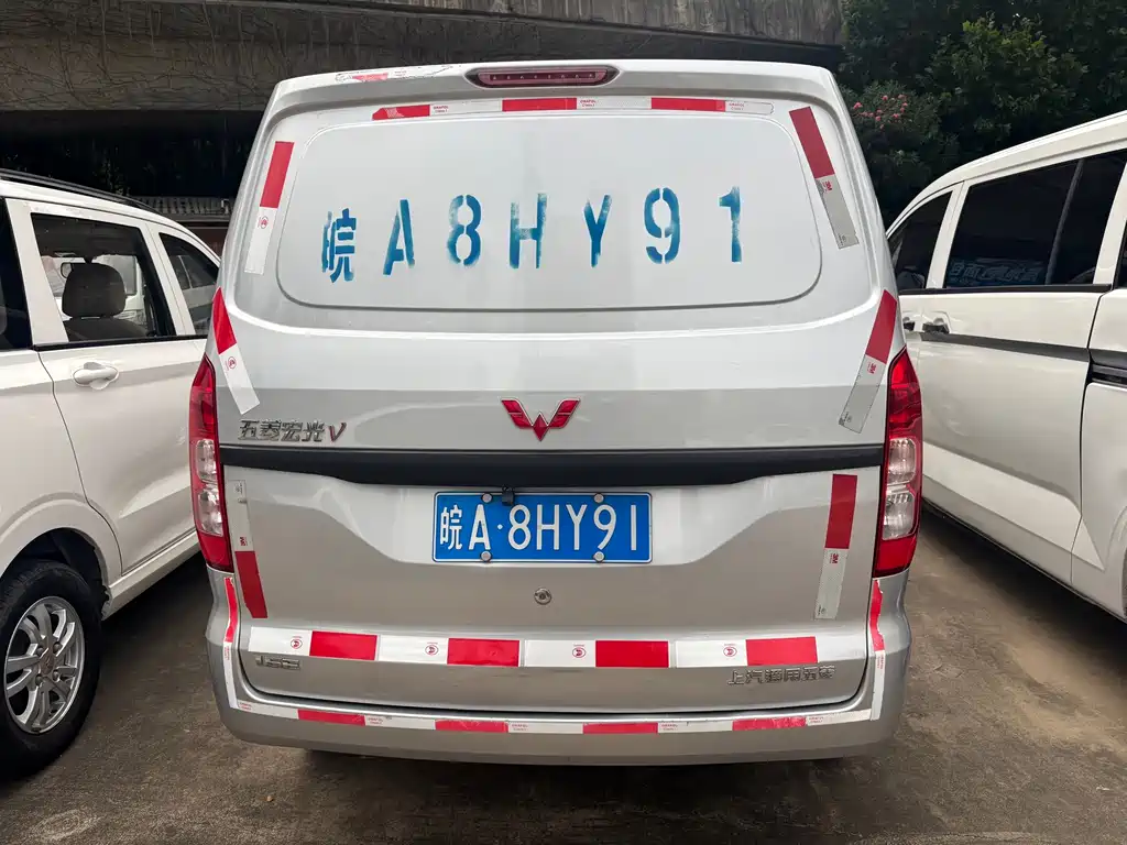 Wuling Hongguang V 2021 — фото 5