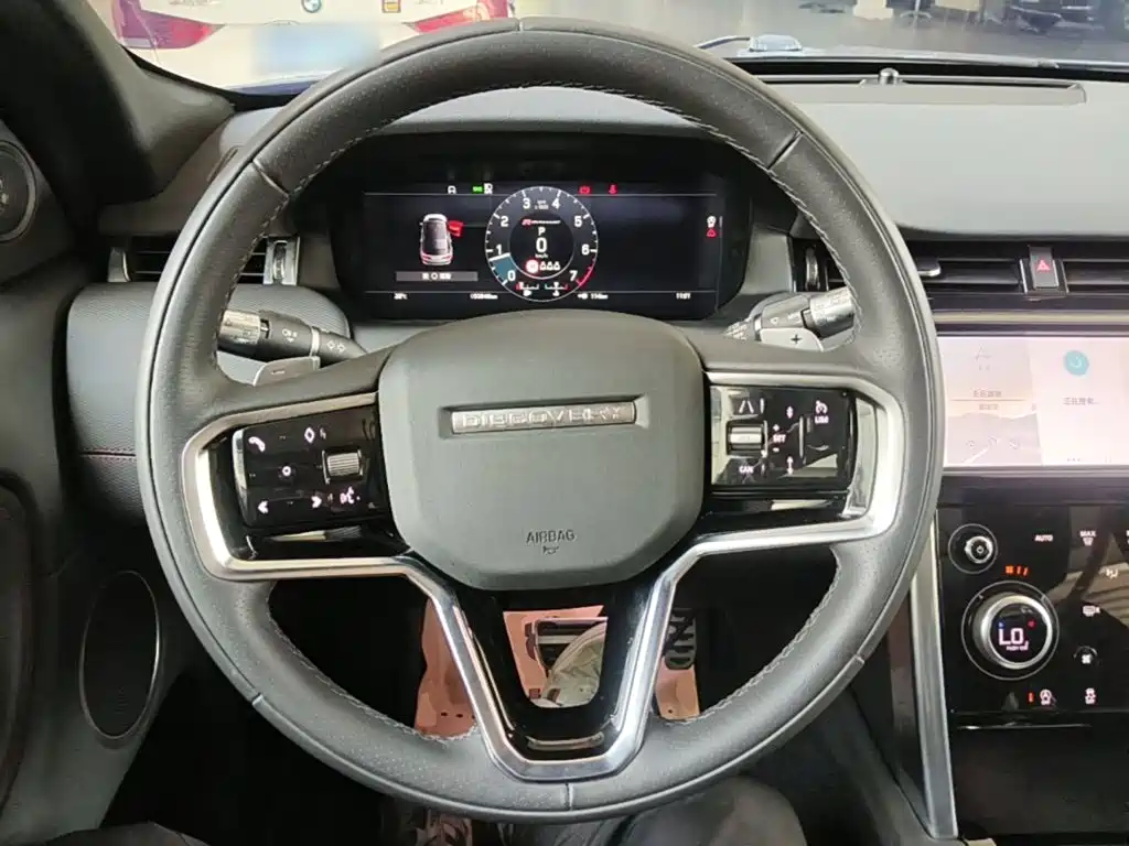 Land Rover Discovery Sport 2022 — фото 11