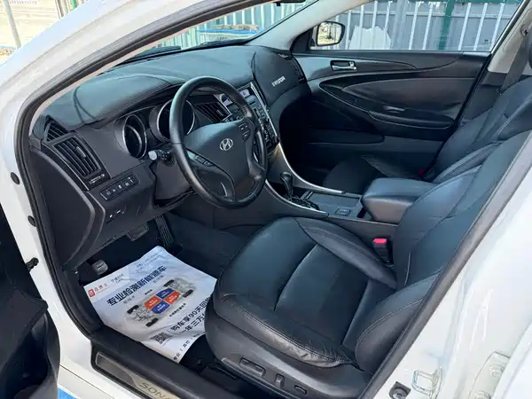 Hyundai Sonata 2013