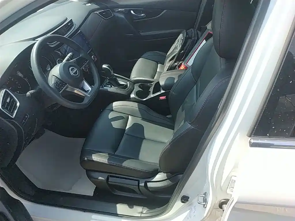 Nissan Qashqai 2023 — фото 15