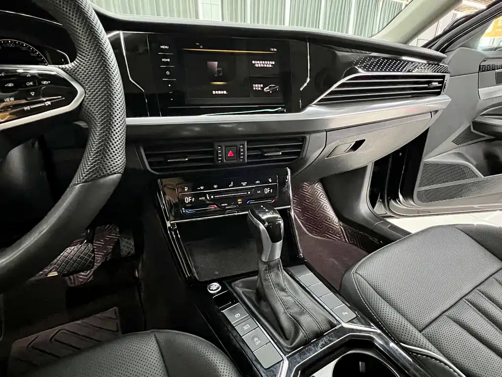 Volkswagen Passat 2024 — фото 12