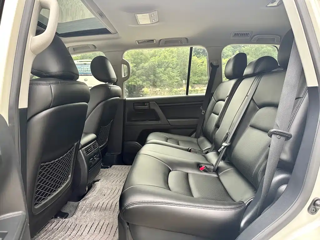 Toyota Land Cruiser 2015 — фото 13