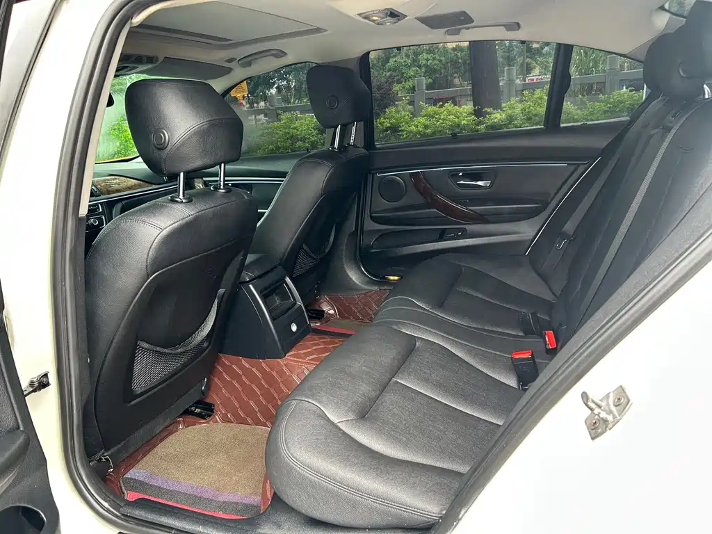 BMW 3 Series 2013