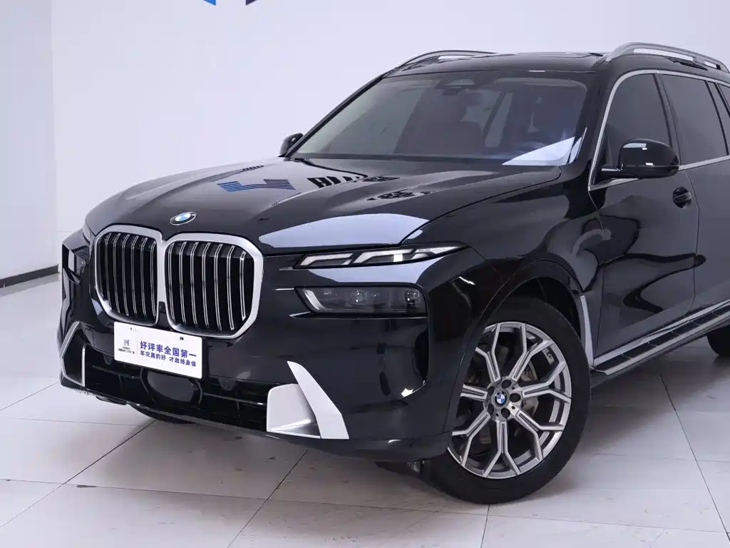BMW X7 2024 — фото 3