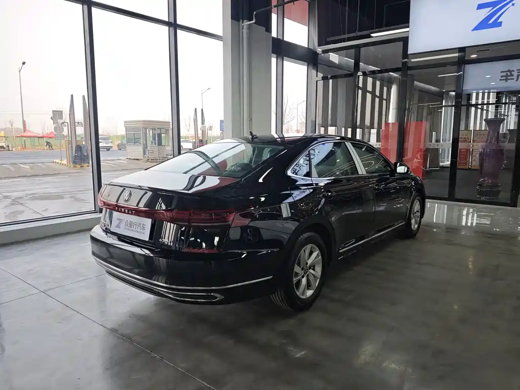 Volkswagen Passat New Energy 2025 — фото 4