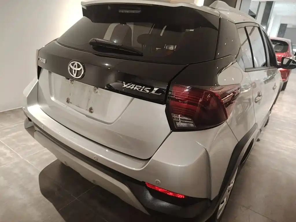 Toyota Yaris L 2020