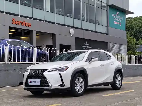 Lexus UX 2020