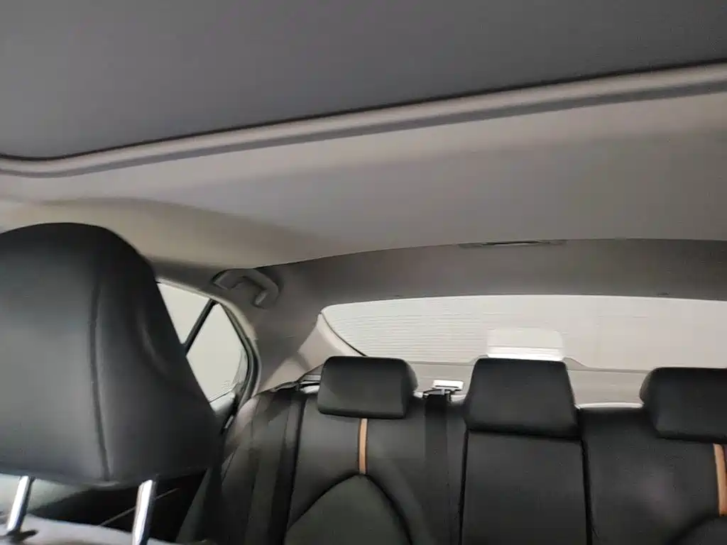 Toyota Camry 2022 — фото 14