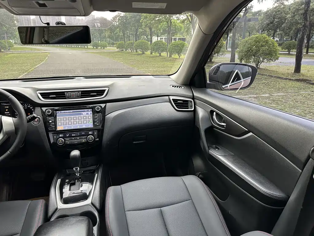 Nissan X-Trail 2015 — фото 15