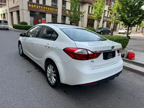 Kia K3 2016