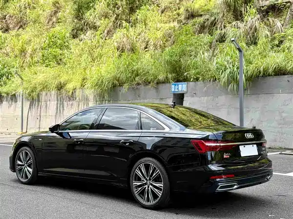 Audi A6L 2021