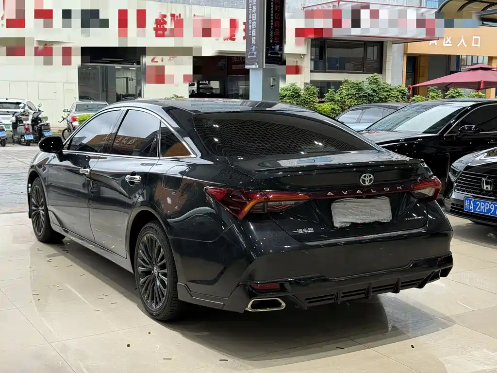 Toyota Avalon 2022