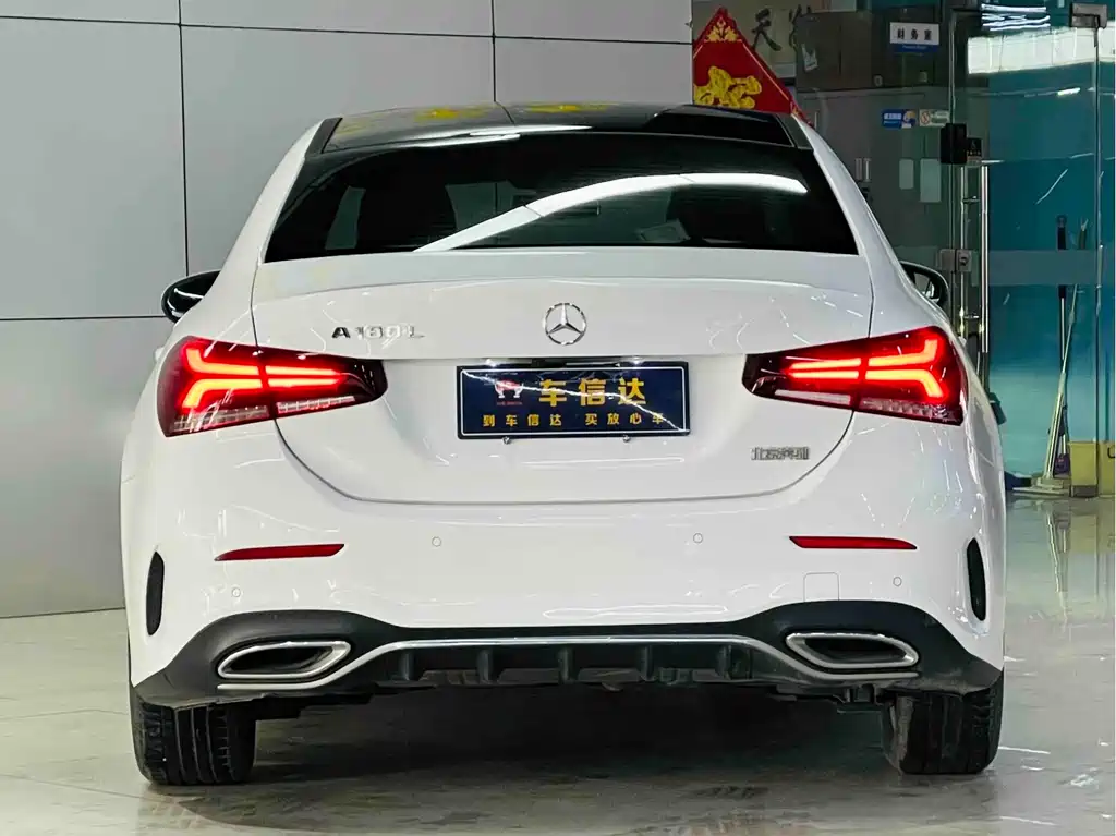 Mercedes-Benz A-Class 2021 — фото 4
