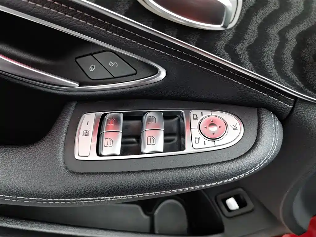 Mercedes-Benz C-Class 2020 — фото 9
