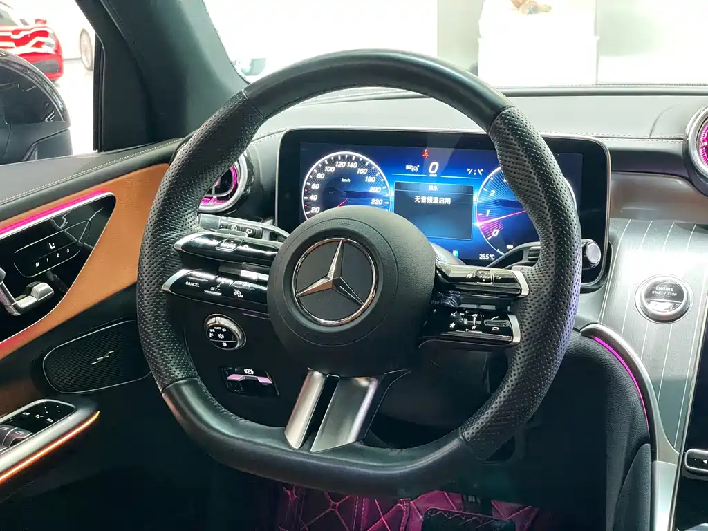 Mercedes-Benz GLC 2023 — фото 13