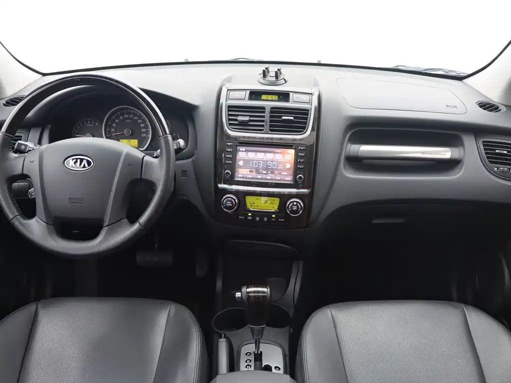 Kia Sportage 2012 — фото 15