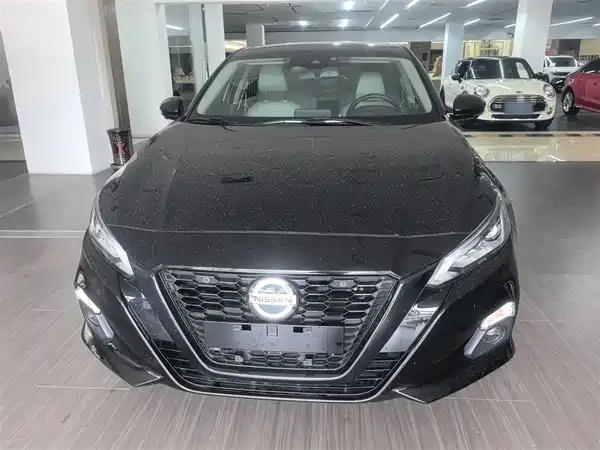 Nissan Teana 2021