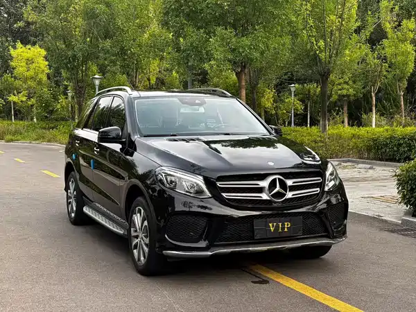 Mercedes-Benz GLE 2016