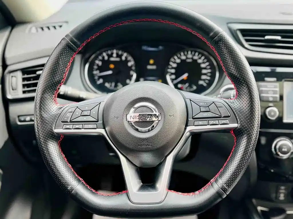 Nissan X-Trail 2018 — фото 10