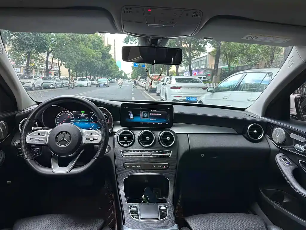 Mercedes-Benz C-Class 2021