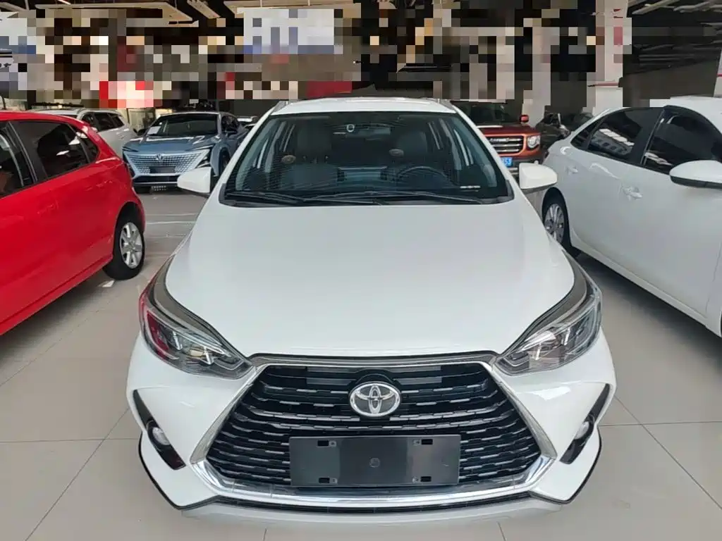 Toyota Yaris L 2020