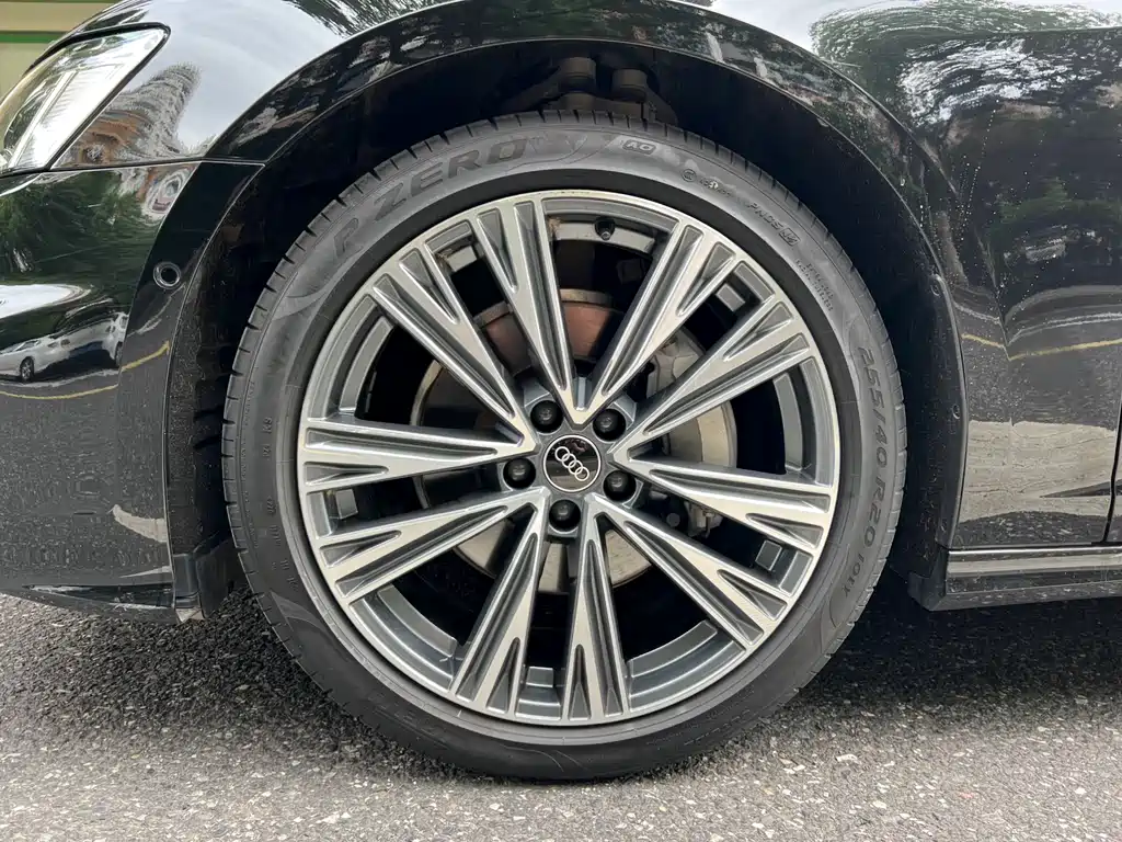 Audi A6L 2025