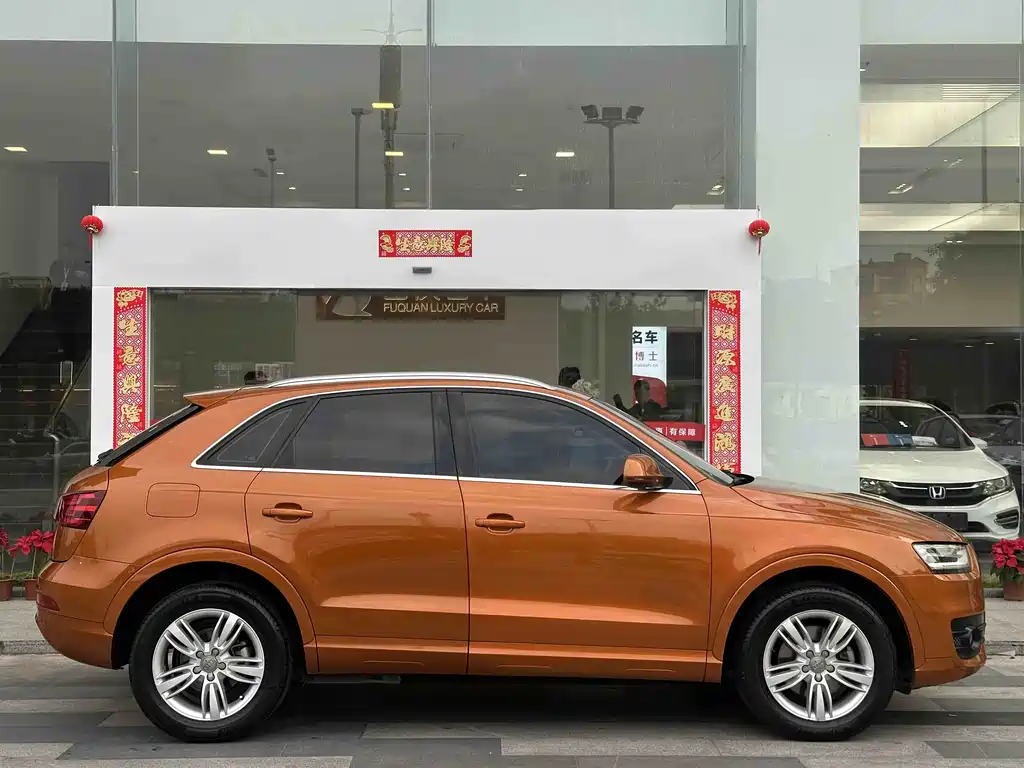 Audi Q3 2015 — фото 8