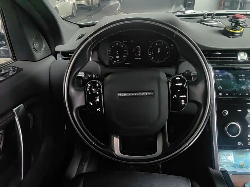 Land Rover Discovery Sport 2020 — фото 17