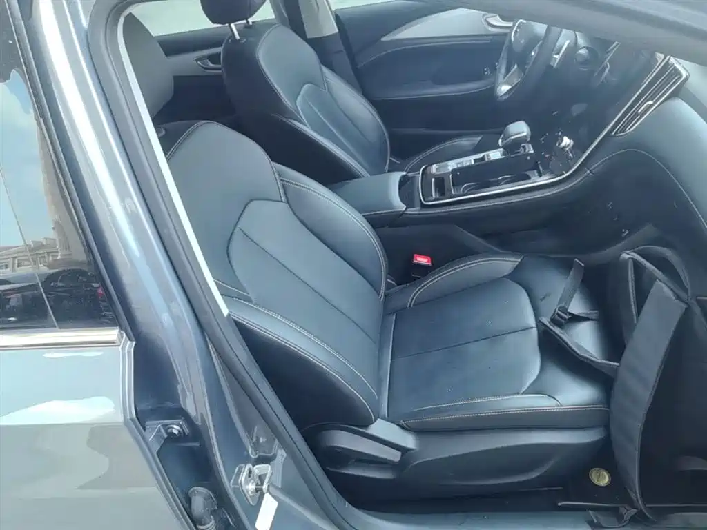 Roewe i6 MAX 2022 — фото 24
