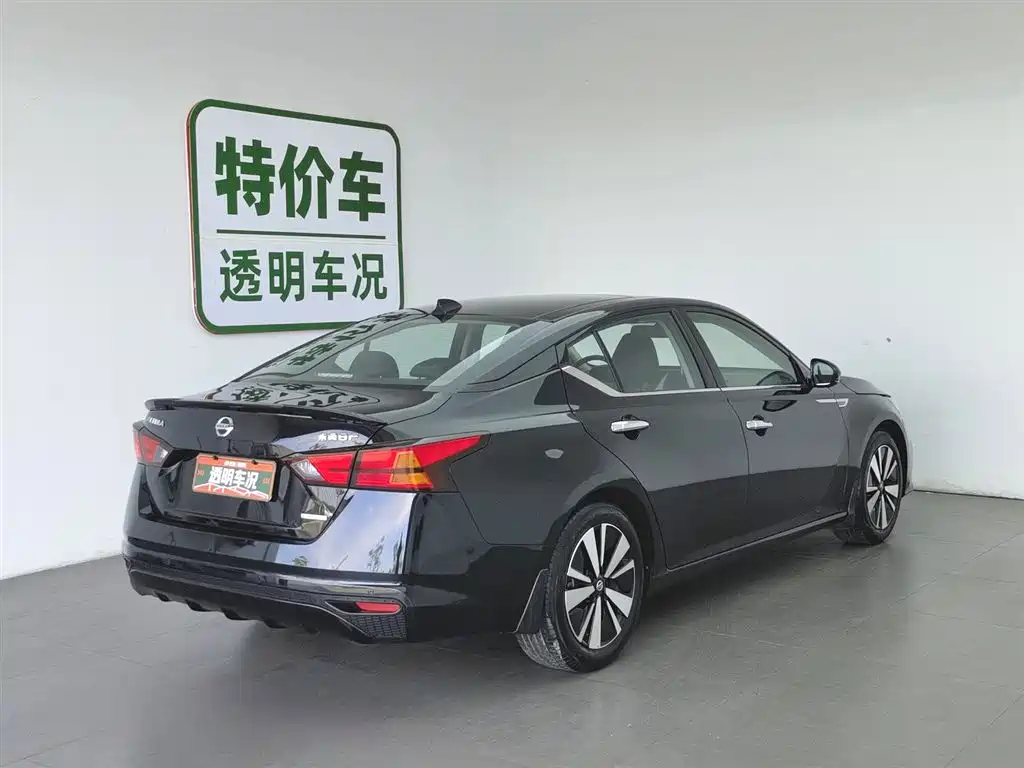 Nissan Teana 2022 — фото 2