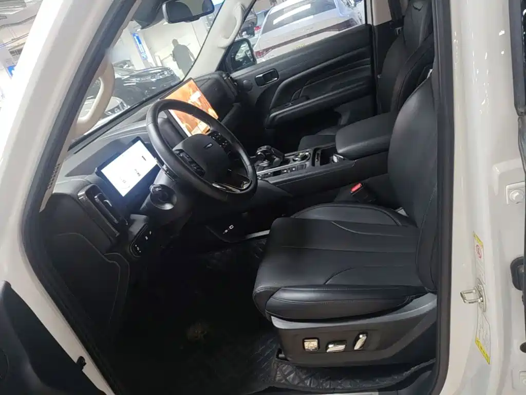 Haval H9 2025 — фото 15