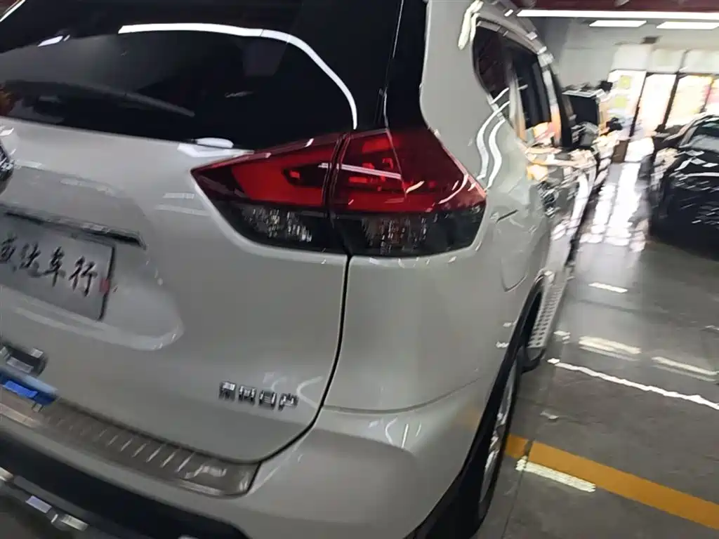 Nissan X-Trail 2020 — фото 8