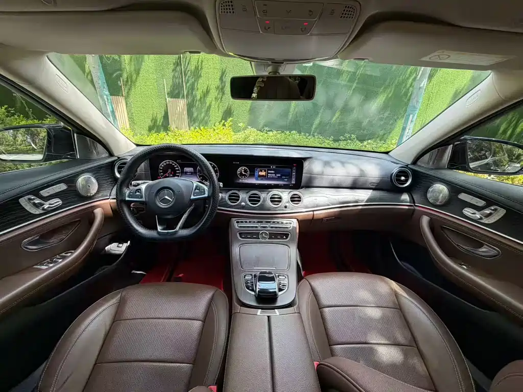 Mercedes-Benz E-Class 2018 — фото 7