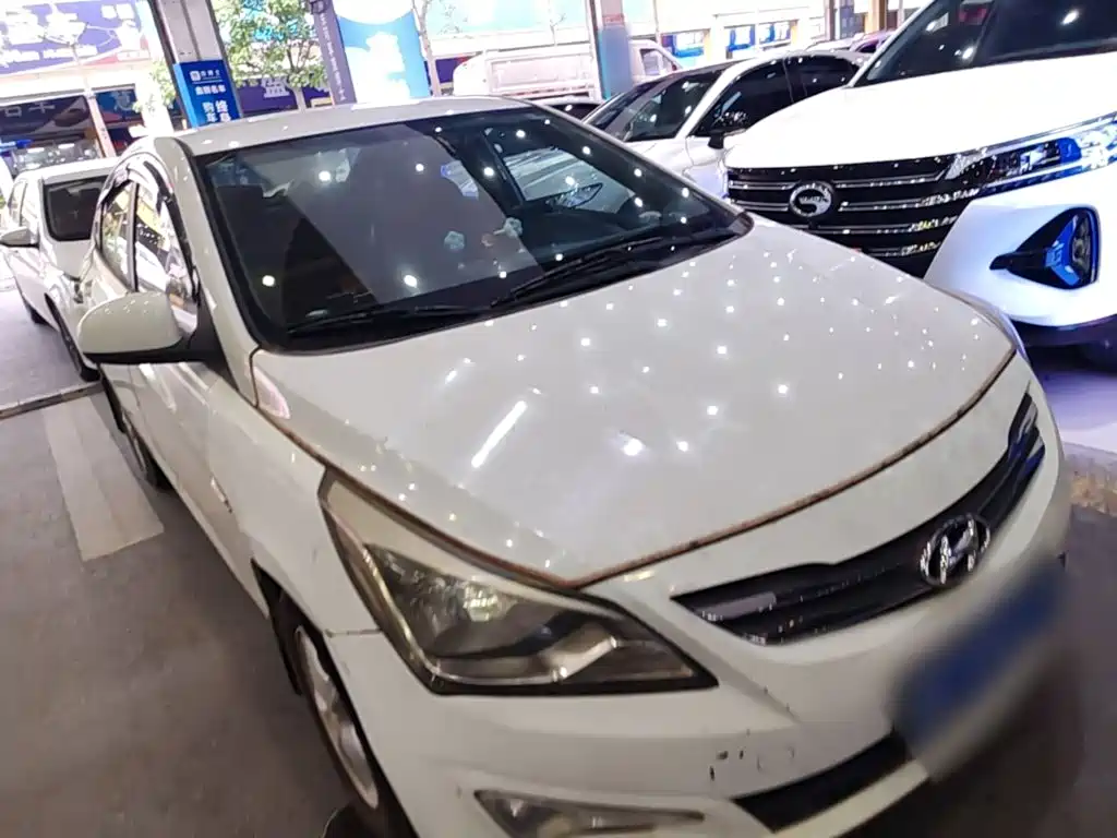 Hyundai Accent 2016 — фото 19