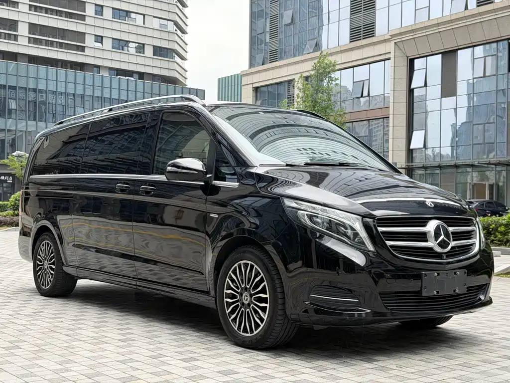 Mercedes-Benz V-Class 2020 — фото 3