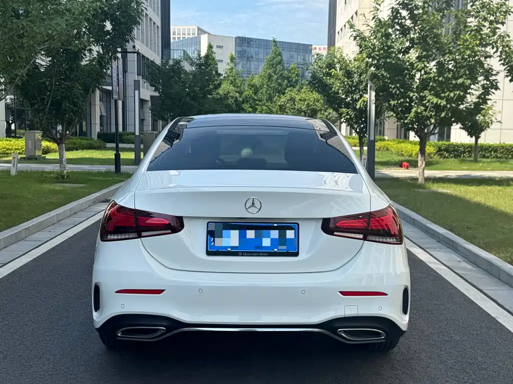 Mercedes-Benz A-Class 2019 — фото 5