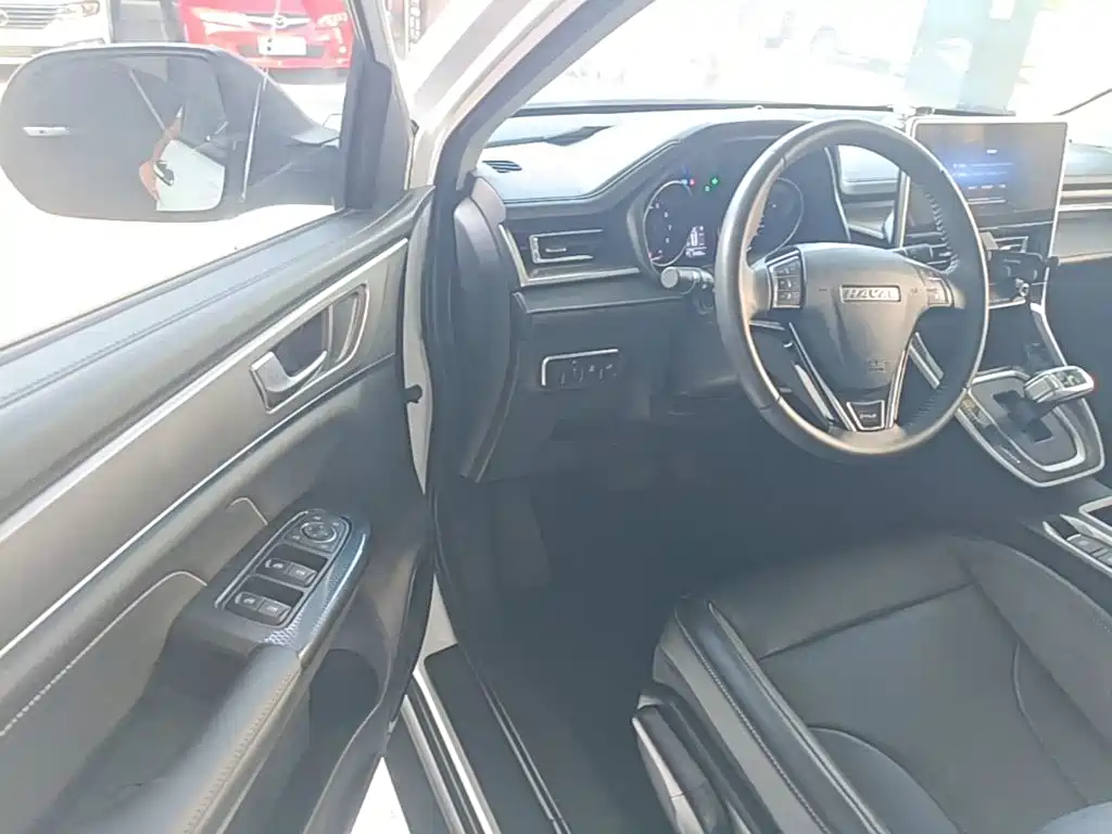 Haval M6 2023 — фото 16