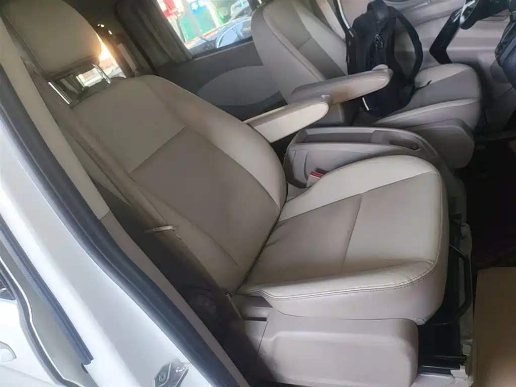 Ford Tourneo 2021 — фото 25