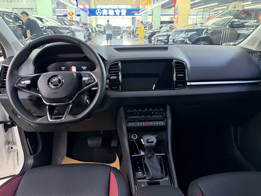 Skoda Korok 2022 — фото 12